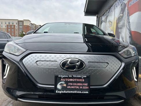 Used 2020 Hyundai Ioniq SE image 8