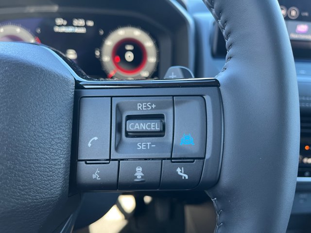 Certified 2026 Nissan Rogue Platinum w/ Tech Package AWD/4WD image 31
