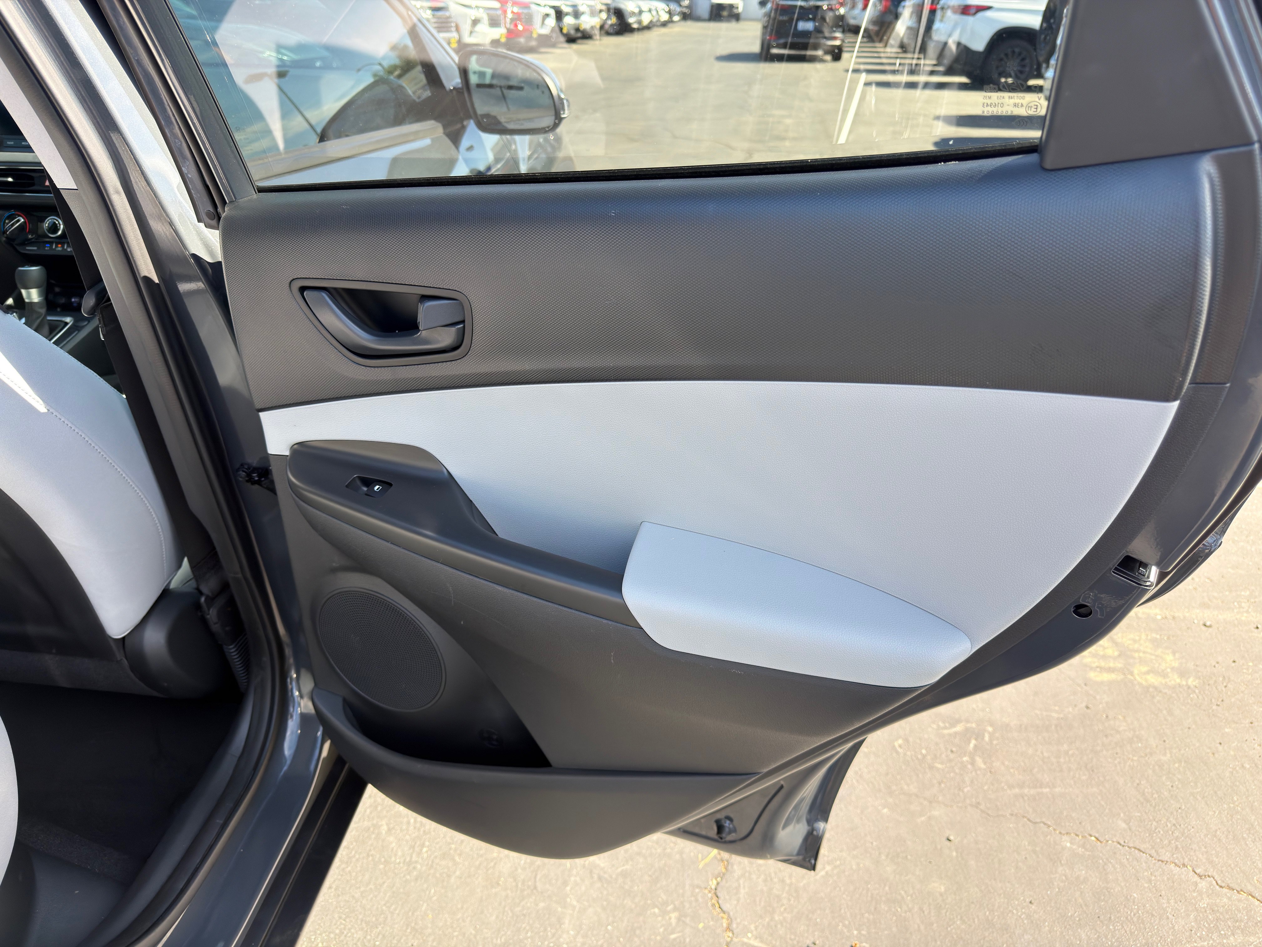 Used 2023 Hyundai Kona SEL FWD image 13