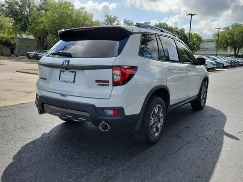 Used 2022 Honda Passport TrailSport image 7