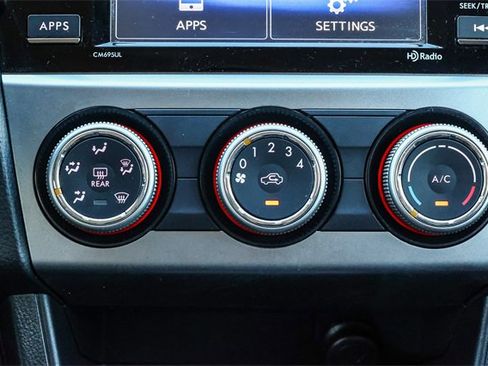 Used 2016 Subaru Crosstrek 2.0i Premium w/ Moonroof Package image 14