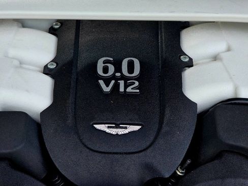 Used 2014 Aston Martin Vanquish Base 2dr Coupe image 10