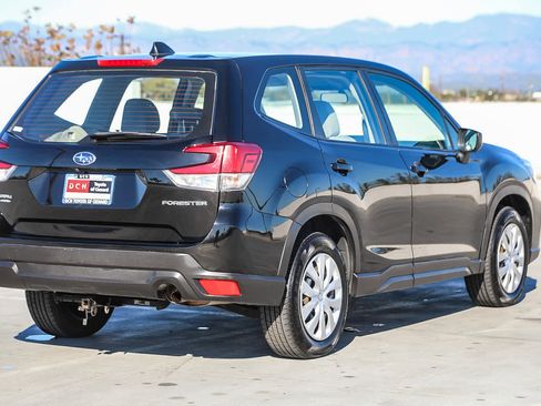 Used 2020 Subaru Forester image 5