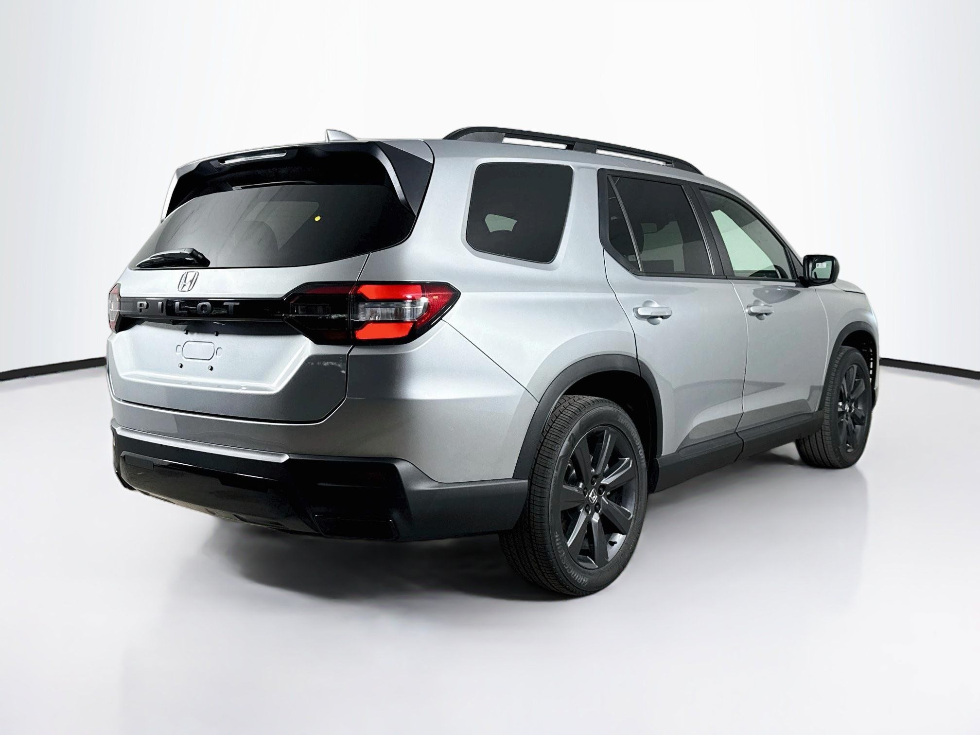 New 2026 Honda Pilot Sport image 32