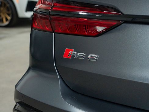 Used 2022 Audi RS 6 image 9
