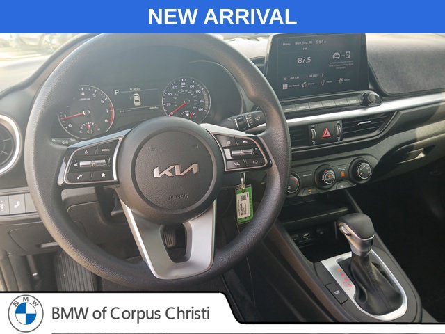 Used 2024 Kia Forte LXS w/ LXS Technology Package FWD image 17