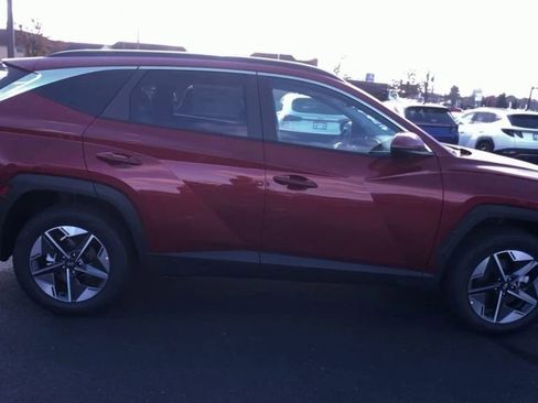 New 2025 Hyundai Tucson SEL image 10