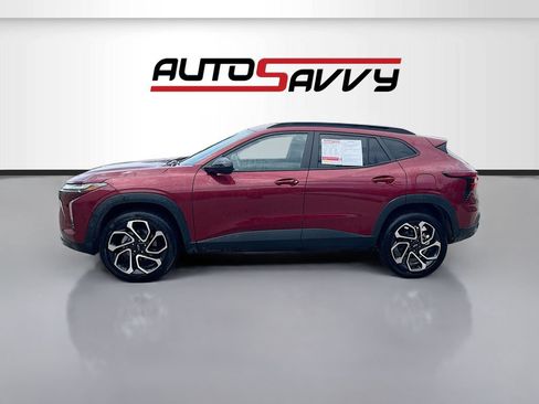 Used 2024 Chevrolet Trax RS FWD image 4