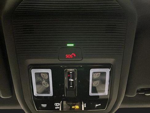 Used 2023 Volkswagen ID.4 Pro S AWD/4WD image 33