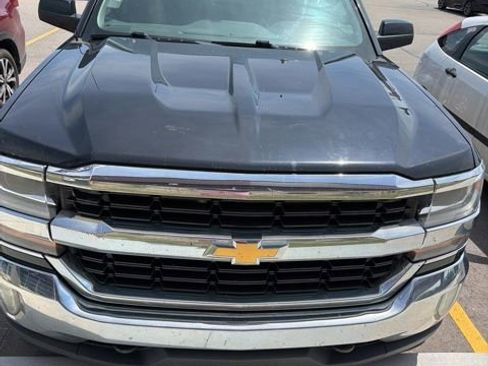 Used 2016 Chevrolet Silverado 1500 LT w/ All Star Edition AWD/4WD image 2