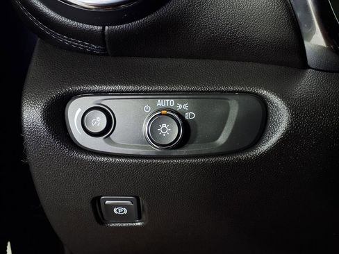 Used 2022 Chevrolet Blazer LT image 24