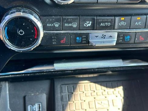 Certified 2023 Ford F150 Lariat w/ Equipment Group 502A High AWD/4WD image 23