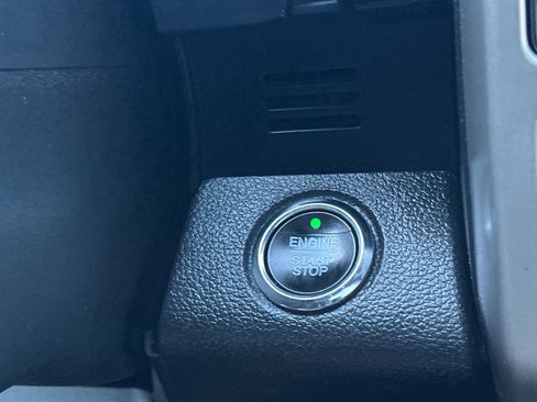 Used 2018 Ford F150 Lariat w/ Equipment Group 502A Luxury image 22