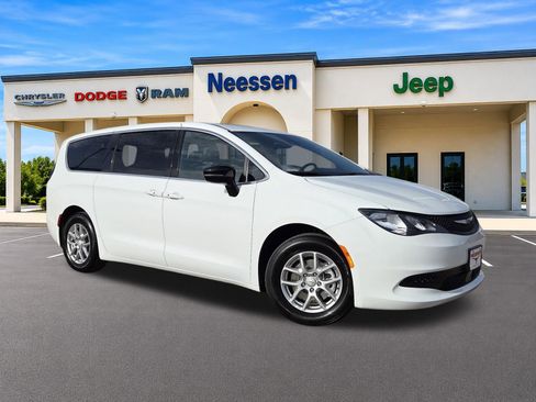New 2026 Chrysler Voyager LX FWD image 1