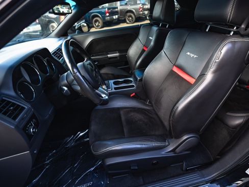 Used 2012 Dodge Challenger SRT8 image 18