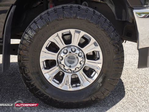 Used 2017 Ford F350 Lariat w/ Lariat Ultimate Package image 11