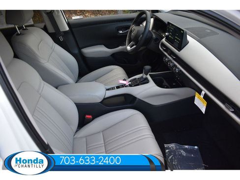 New 2026 Honda HR-V EX-L image 13