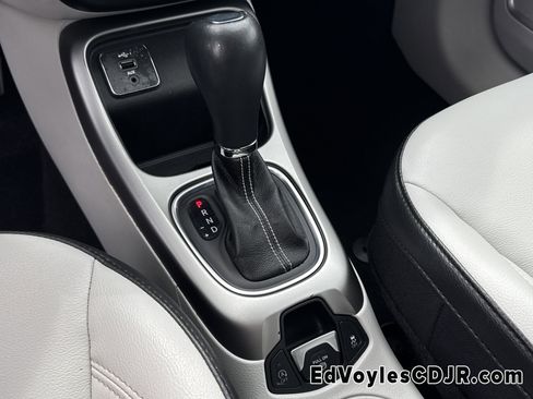 Used 2021 Jeep Compass Latitude image 35