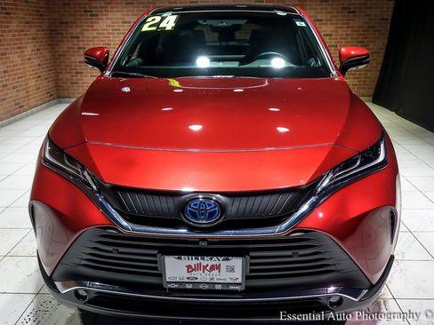 Used 2024 Toyota Venza Limited image 7