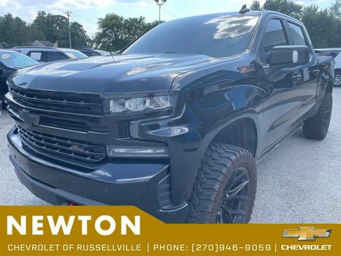 Used 2019 Chevrolet Silverado 1500 LT Trail Boss AWD/4WD image 3