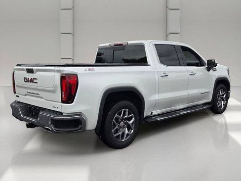 Certified 2022 GMC Sierra 1500 SLT w/ SLT Premium Plus Package AWD/4WD image 5