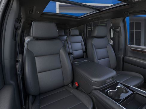 New 2026 Chevrolet Tahoe Z71 w/ Comfort Package AWD/4WD image 16