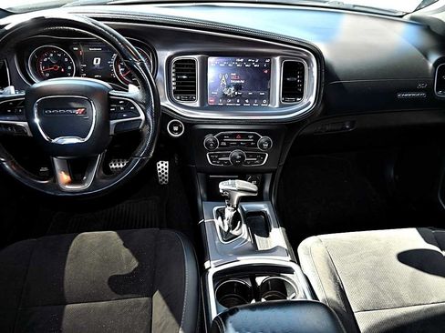 Used 2019 Dodge Charger Scat Pack w/ Plus Group RWD image 14