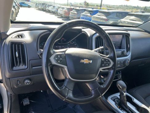 Used 2022 Chevrolet Colorado LT image 11