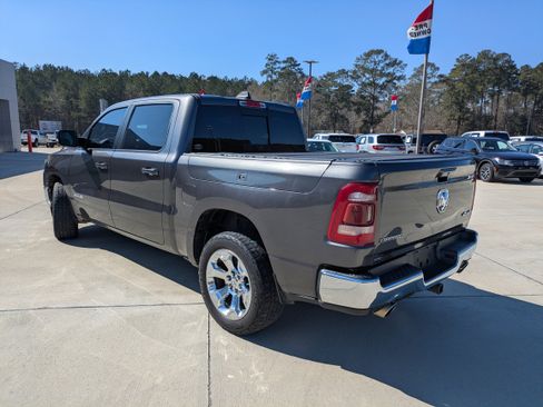 Used 2021 RAM 1500 Big Horn image 6