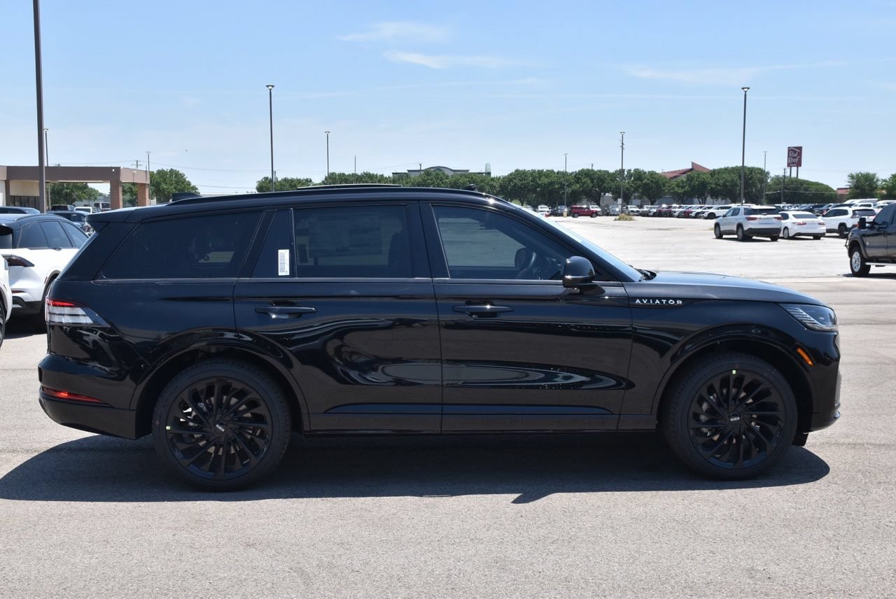New 2026 Lincoln Aviator Reserve AWD/4WD image 5