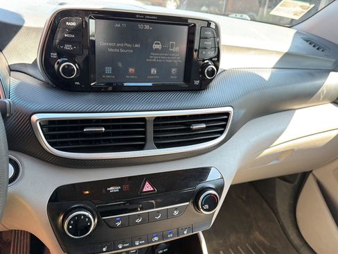Used 2021 Hyundai Tucson Value AWD/4WD image 11