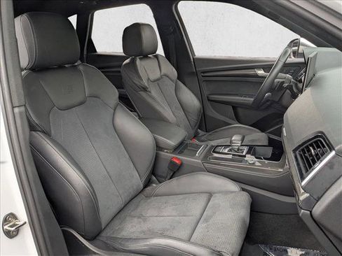 Used 2022 Audi SQ5 Premium Plus w/ Premium Plus Package AWD/4WD image 22