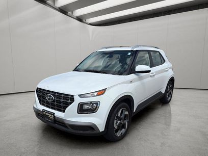 Used 2025 Hyundai Venue SEL