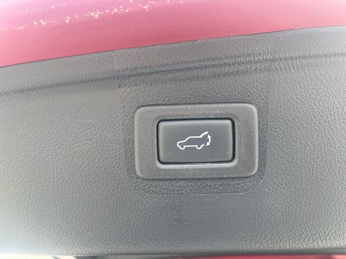 Used 2016 Subaru Outback 2.5i Limited image 12