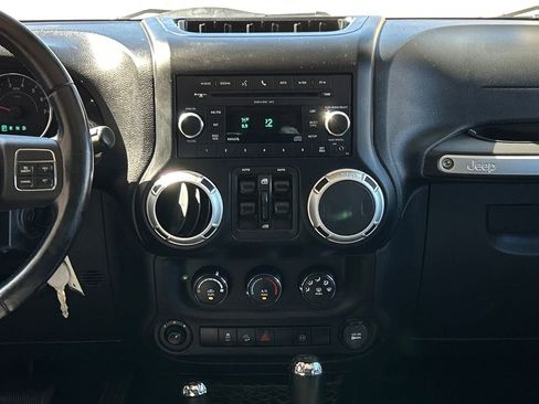 Used 2012 Jeep Wrangler Unlimited Rubicon w/ Dual Top Group image 17