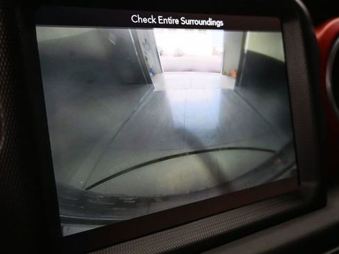 Used 2018 Jeep Wrangler Unlimited Rubicon image 33