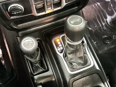 Used 2023 Jeep Wrangler Willys 4xe w/ 8.4" Radio Group image 15