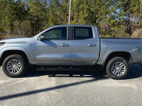 Used 2024 Chevrolet Colorado LT image 5