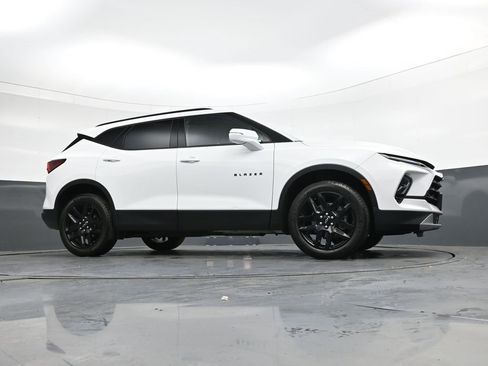 Used 2024 Chevrolet Blazer LT image 33