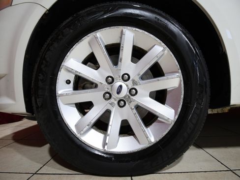 Used 2009 Ford Flex SEL AWD/4WD image 6