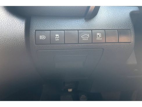Used 2021 Toyota Camry SE FWD image 37