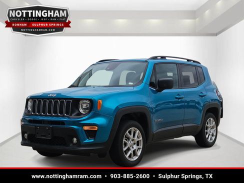 Used 2022 Jeep Renegade Latitude w/ Convenience Group AWD/4WD image 3