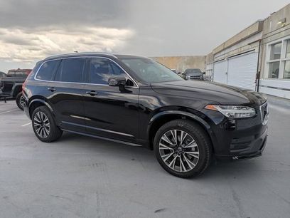 Used 2020 Volvo XC90 T6 Momentum w/ Protection Package Premier