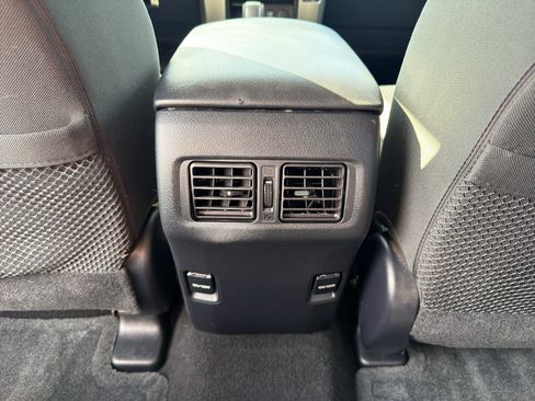 Used 2016 Toyota 4Runner SR5 AWD/4WD image 17