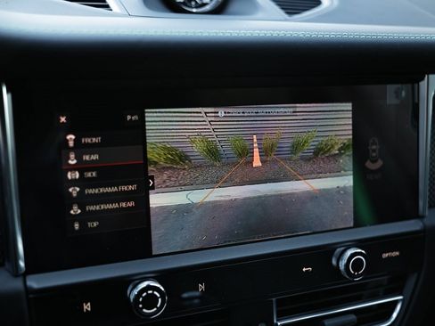 New 2026 Porsche Macan GTS image 41