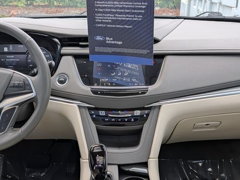 Used 2024 Cadillac XT5 Premium Luxury w/ LPO, Floor Liner Package FWD image 19