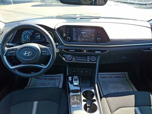 Certified 2022 Hyundai Sonata SEL w/ Convenience Package image 10