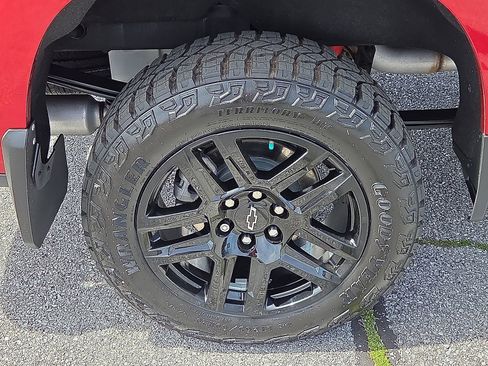 Certified 2021 Chevrolet Silverado 1500 Custom Trail Boss image 7