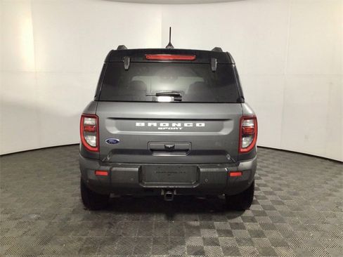 Used 2025 Ford Bronco Sport Badlands image 9