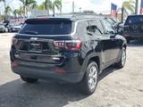 New 2025 Jeep Compass Latitude image 4